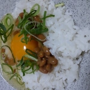 ネギ納豆の卵かけご飯